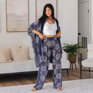 NWT Lotus And Luna Como Harem Pants
